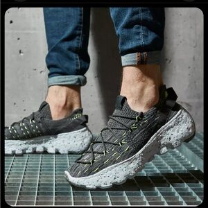 Nike Men’s Space Hippie 04 - Size 9.5